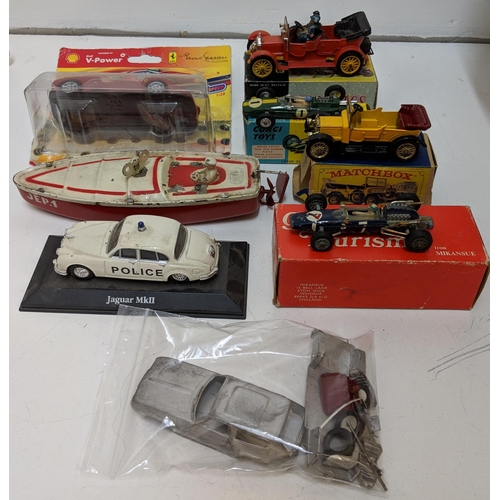 325 - Diecast and tinplate model vehicles to include Grand Tourism Reliant Scmiter, Corgi 155, Matchbox Y1... 