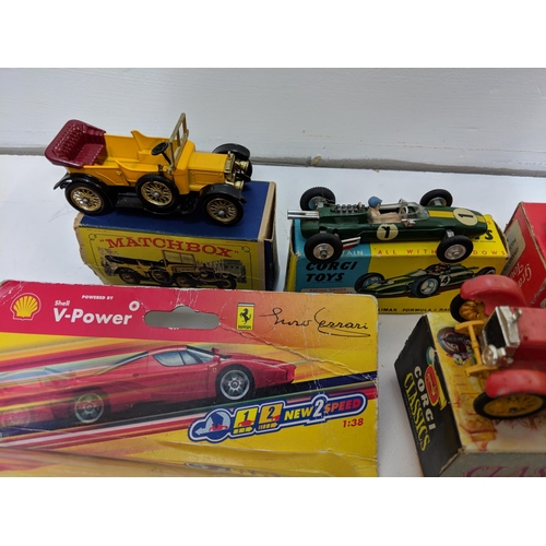 325 - Diecast and tinplate model vehicles to include Grand Tourism Reliant Scmiter, Corgi 155, Matchbox Y1... 