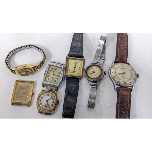 424 - Mixed wristwatches to include a 1930s gents chrome plated watch, Lanco, Citizen and others, Location... 