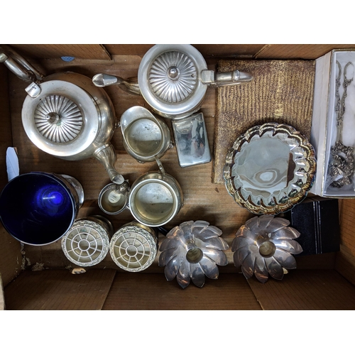 429 - A mixed lot of silver plate and EPNS, also to include three pairs of binoculars, Location:A1M