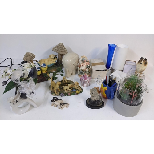 172 - A mixed lot to include Swarovski style ornaments, Heirloom porcelain music box, Neostar fan, Hornsea... 