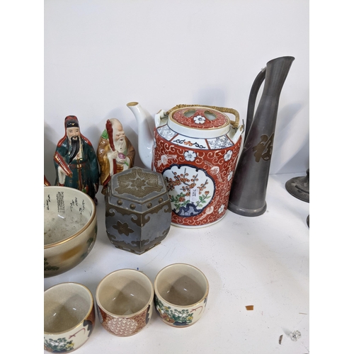 273 - A mixed lot of Oriental items to include a Chinese teapot, pair of cloisonne vases and other items L... 