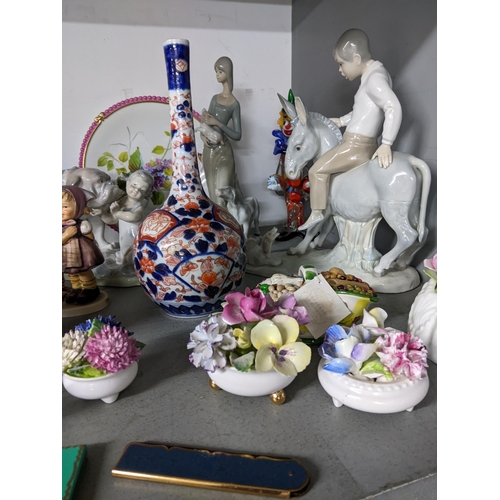 77 - A mixed lot of ceramics and other ornaments to include a Royal Albert harlequin part tea set, glass ... 