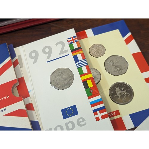 130 - Mixed Coins - A mixed group comprising of a 1994 Uk Brilliant Uncirculated Proof Coin Set along with... 