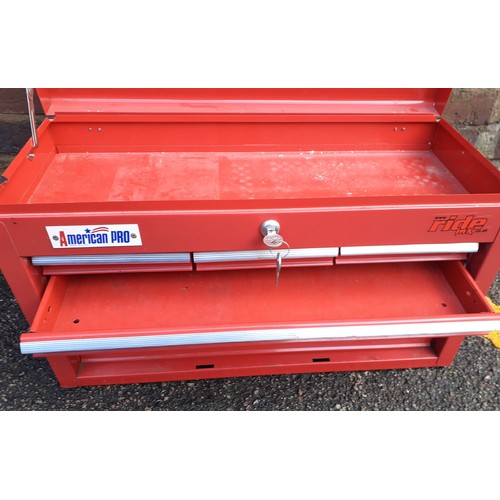 383 - A red American Pro metal tool box with side handles. Location:G