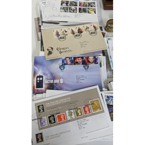 311 - A quantity of first day covers together with precision scales, silver napkin rings
Location:A4F