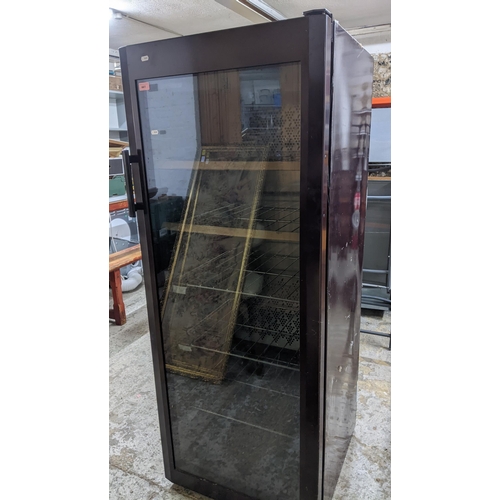 441 - A Pentan Liebherr Vinothek wine fridge, five adjustable inter shelves 164.5 x 64.5 x 69cm to handle,... 