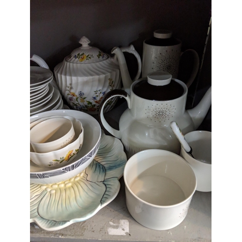 460 - A mixed lot to include glassware and other items, Location:10.2/10.3