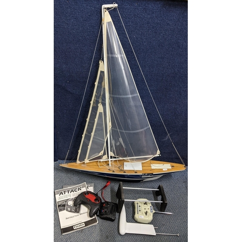 479 - A Chalenger 70 pond yacht (no servos) with controllers and stand, Location:LAM