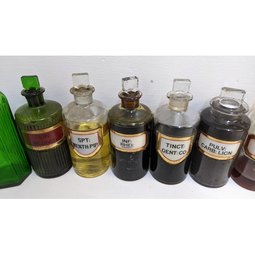 500 - Chemists bottles to include clear and green glass examples, Location:G