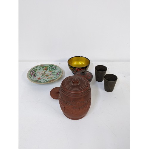 461 - A mixed lot to include a Chinese Yixing lidded pot, a 19th century Chinese plate and other items, Lo... 