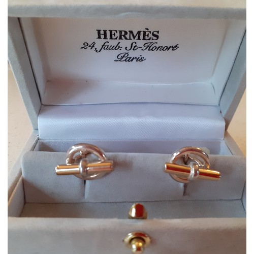 10 - Hermes-A pair of silver anchor chain by Gaetan de Percin cufflinks, 10.7g in branded grey suede cuff... 