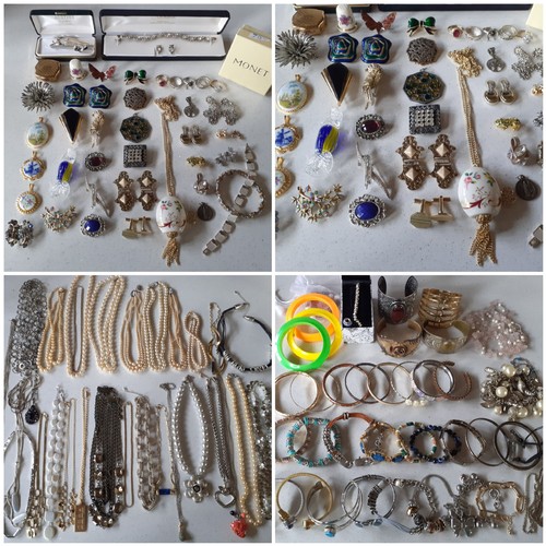 81 - A quantity of costume jewellery and other items, mainly late 20th Century brooches, earrings, neckla... 