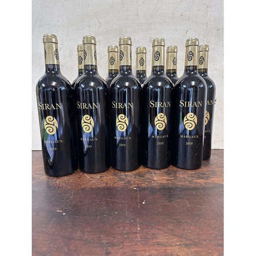 77 - 25 bottles of Chateau Siran Margaux, 11 x 2019, 3 x 2005, 5 x 2006, 6 x 2008.
Location:L5