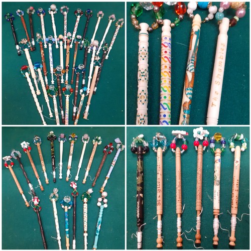 42 - A collection of 28 vintage bobbins belonging to the late Anne Diss to include 1980's and 1990's Nich... 