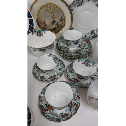 64 - Mixed ceramics to include a Midwinter part dinner/tea service, a late 19th century part tea service,... 