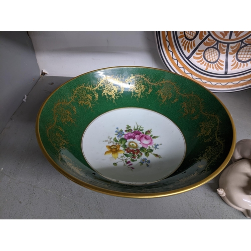 71 - Ceramics to include Franklin porcelain The Game Birds Bowl, Coalport bowl on three leaf scrolled end... 