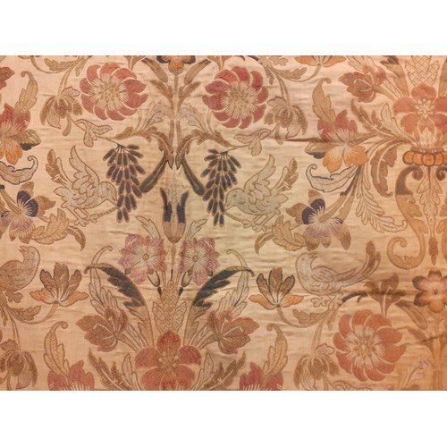 131 - A quantity of vintage fabric remnants to include a machine embroidered double sided panel in the Fre... 