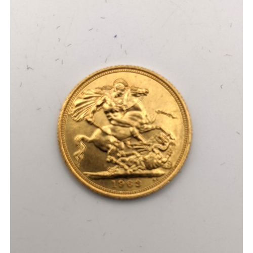 United Kingdom - Elizabeth (1952-2022) Sovereign dated 1963 featuring Mary Gillicks, portrait of Queen Elizabeth II right ./. St George Slaying the dragon, dates below
Location: