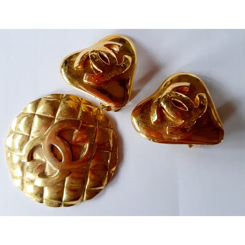 1A - Chanel- A pair of 1993 Autumn collection gold tone heart shaped clip on earrings stamped Chanel 93 P... 