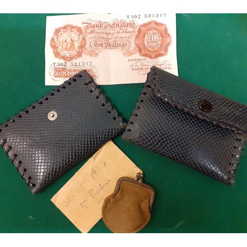 164 - A small mixed lot comprising vintage purses and an old British ten shilling note
Location: cab2