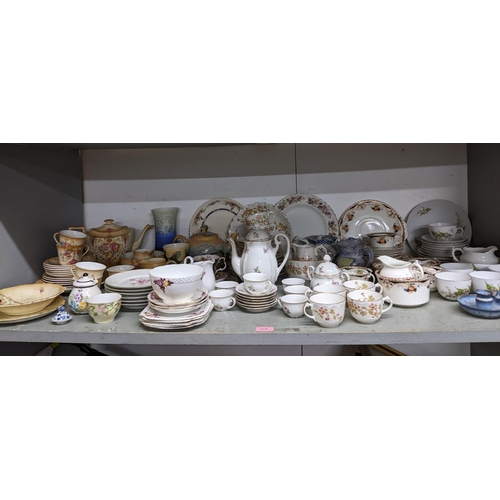 270 - Mixed ceramics to include a Crown Devon fieldings part tea set and other tableware Location: G