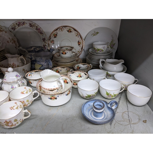 270 - Mixed ceramics to include a Crown Devon fieldings part tea set and other tableware Location: G