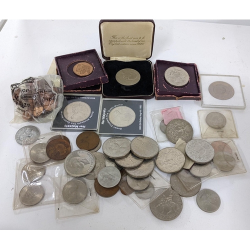 400 - Mixed coins to include crowns, pennies and others
Location:RAM