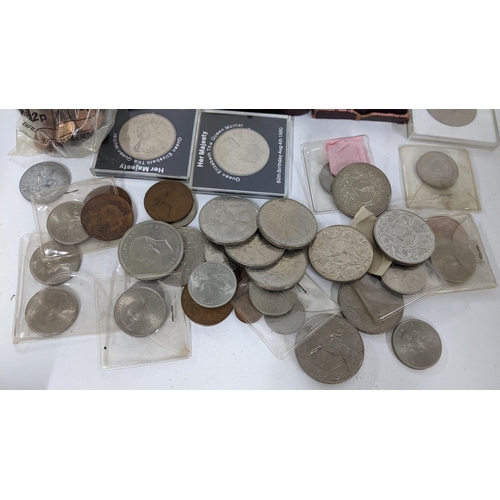 400 - Mixed coins to include crowns, pennies and others
Location:RAM