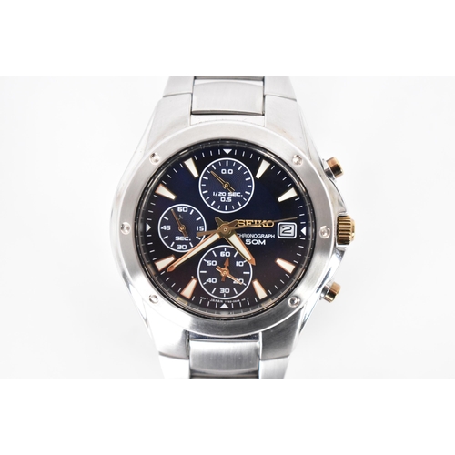 62 - A Seiko chronograph, quartz, gents, stainless steel wristwatch, having a black dial, luminous marker... 