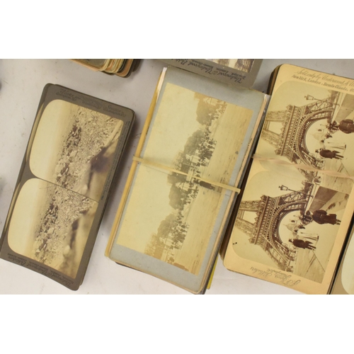 245 - A large collection of photographic stereoscopic cards mainly by Underwood & Underwood, Strohmeyer & ... 