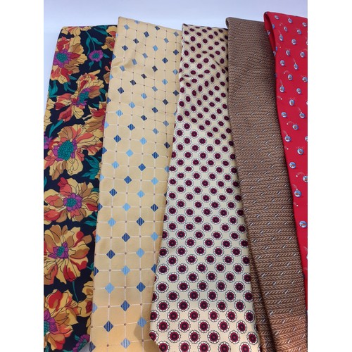 126 - A quantity of 30 gents neck ties to include the designers Liberty Tana Lawn, 2x Hugo Boss, Pierre Ba... 