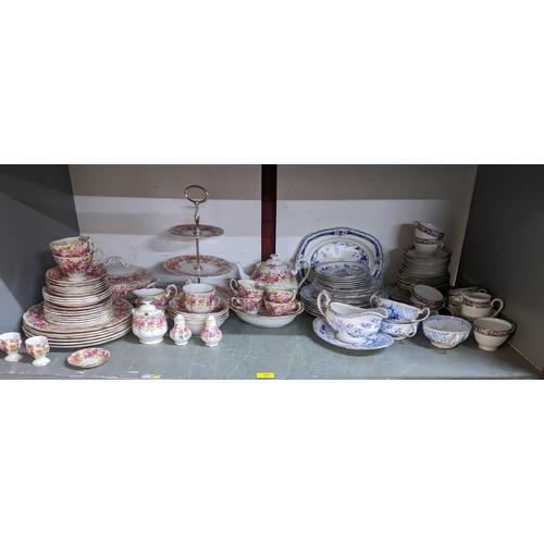 74 - A selection of Royal Albert and other table wares to include a Serena patter part dinner and breakfa... 