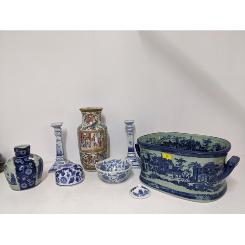 76 - A selection of modern and reproduction Chinese blue and white ceramics to include a footbath/planter... 