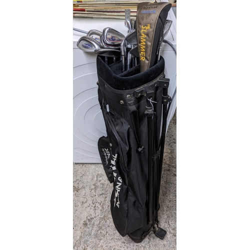 121 - A Donnay Pro golf club set of irons in a Donnay International golf bagLocation:G