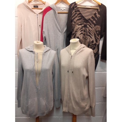 67 - A group of modern ladies cashmere knitwear in various sizes UK 14-16 and Large, some new with tags.
... 