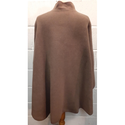 80 - A vintage Weatherall brown pure new woollen cape. Location:R1