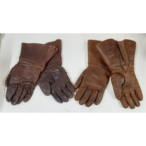 141 - Two pairs of gents vintage leather gloves and late 19th/early 20th Century shoe spats to include exa... 