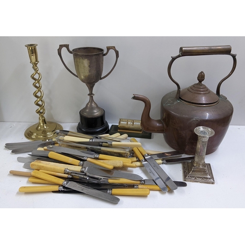 252 - A mixed lot to include a Victorian copper kettle, silver Adams style candlestick, desk calendar and ... 