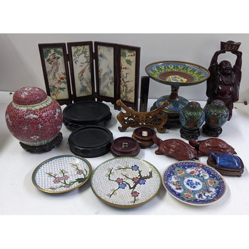 260 - A mixed lot of Chinese and items to include a fourfold screen, cloisonne ginger jars and other items... 