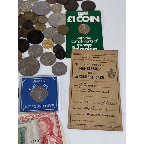 228 - World Coins - A collection comprising of USA Buffalo Nickels, Mercury Dimes, and others along with, ... 