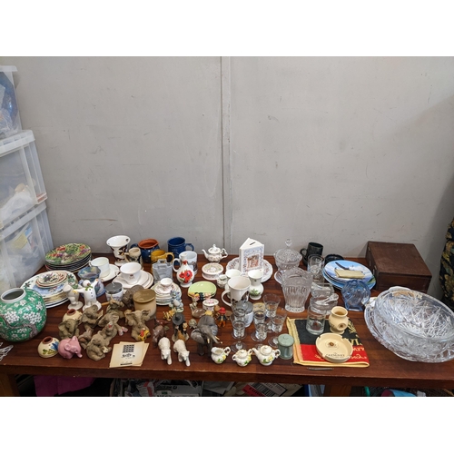 291 - Ceramics and glassware to include collectors plates, Beswick 993 Wren and Goebel figurines
Location:... 