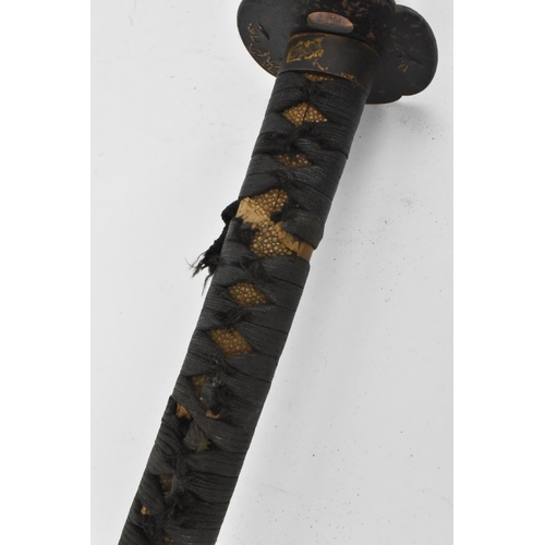 70 - A Japanese Edo period, Sesshu (No) Ju Sukeharo saku sword, circa 1675, made by Sukeharo of Settsu pr... 