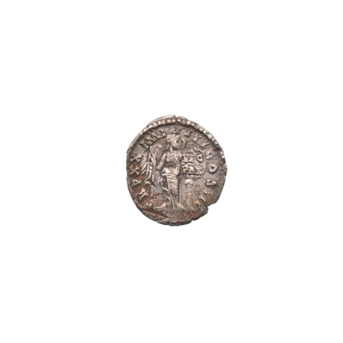 77 - Roman Empire - Marcus Aurelius (AD 161-180), Denarius, Obv. Laureate head right, // Rev. Victory sta... 