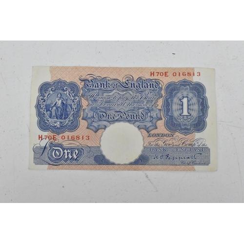 97 - Banknotes - A 1937 Five Pound / £5, Peppiatt A/381 57833, together a Peppiatt WWII ear One Pound / £... 