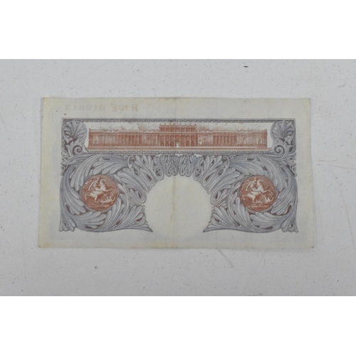 97 - Banknotes - A 1937 Five Pound / £5, Peppiatt A/381 57833, together a Peppiatt WWII ear One Pound / £... 