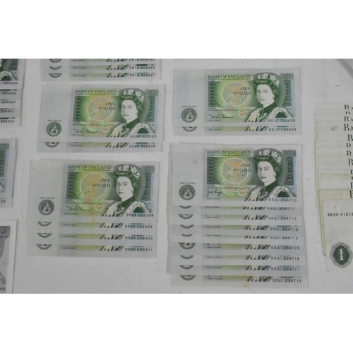 98 - Banknotes - A large collection of mostly Elizabeth II banknotes to include batches running sequence,... 