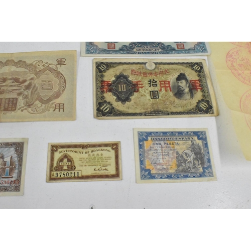 99 - Banknotes - A collection of 19th Century and later banknotes from around the world to include, Georg... 