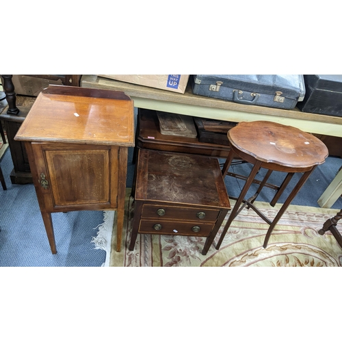 78 - Mixed early 20th century furniture to include two pot cupboards and an occasional table
Location: RA... 