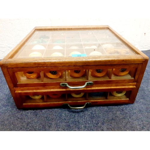 40 - A mid 20th Century Gutermann Sewing silk oak tabletop shop display case having 2 drawers with glass ... 